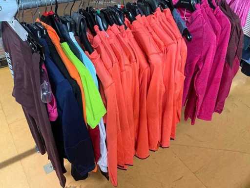 Batch of various sportswear including Odlo (47x)
