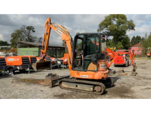 8737dc5c-5816-48b4-8749-7ad2f70dc0e6.mp4