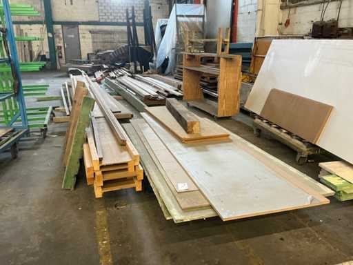 Batch of various construction timber