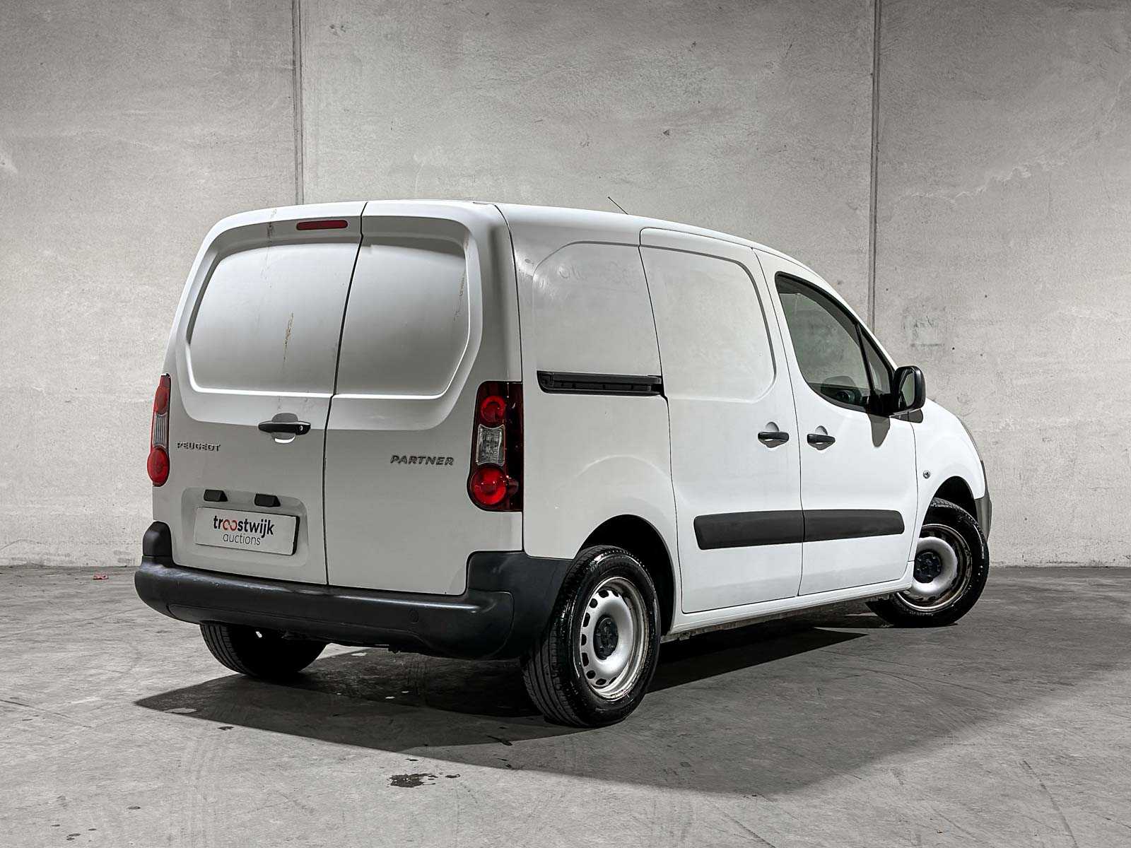 Peugeot Partner 120 1.6 BlueHDi 75 L1 Profit+ 75pk 2018 (Origineel-NL) Bedrijfswagen, V-278-RK