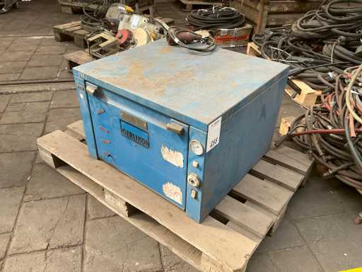 Forno Oerlikon EG780 686