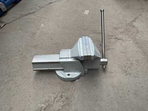 Bullram Bench Vise