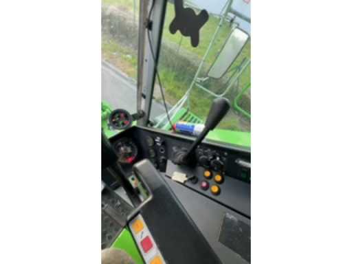 03eb636f-3fef-4faf-a2cf-82b5e10a71d6.mp4