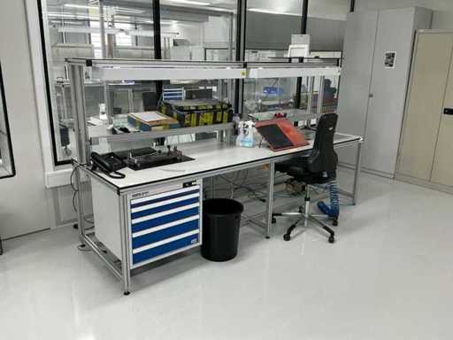 Estación de trabajo Workshop con contenido