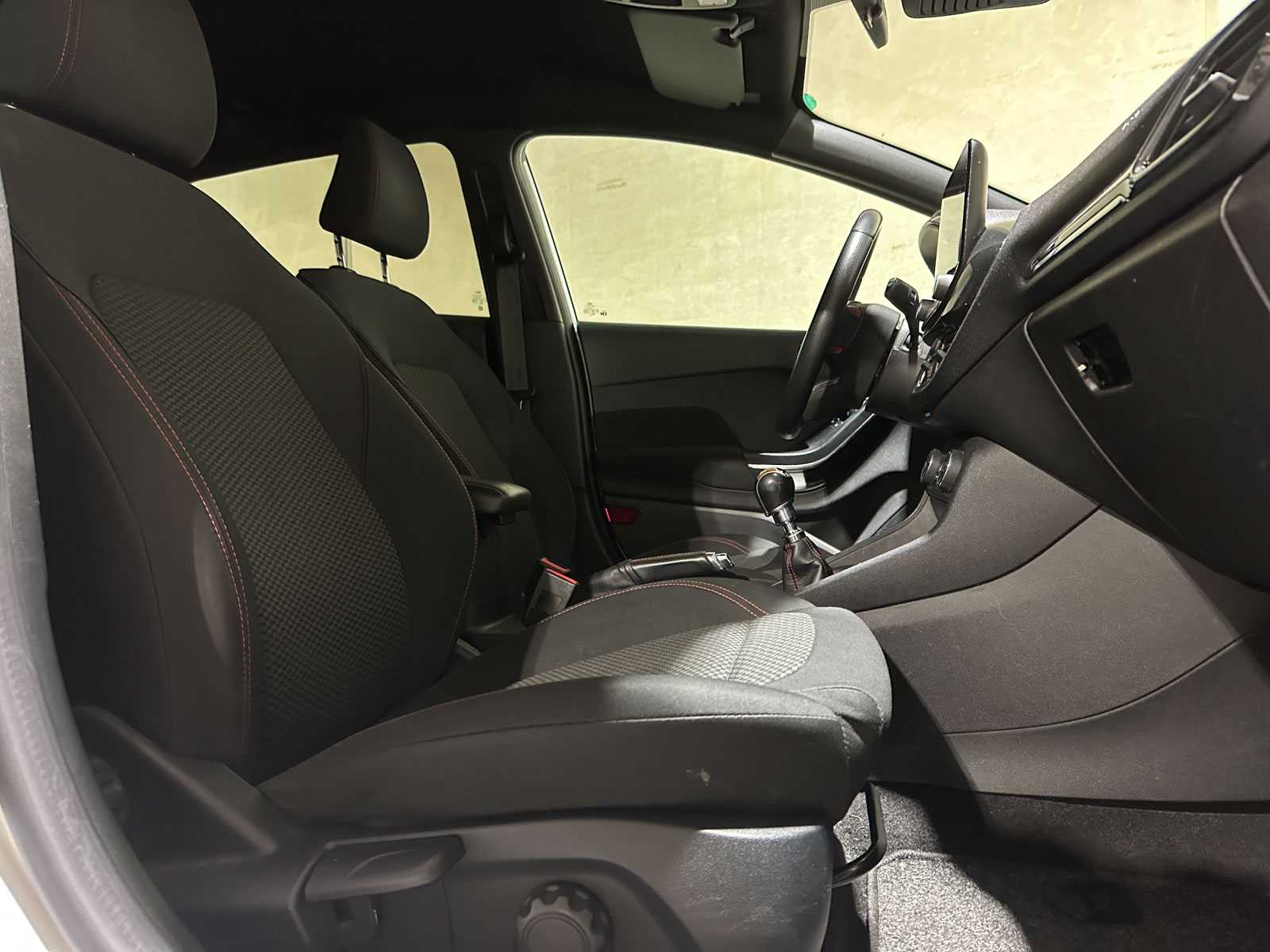 Ford Fiesta 1.0 ECOBOOST ST-LINE 101pk 2019 (Origineel-NL), XJ-522-V