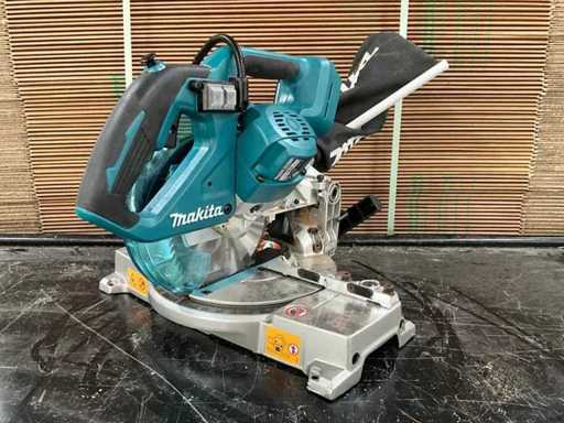 2024 Makita DLS600 cordless miter saw