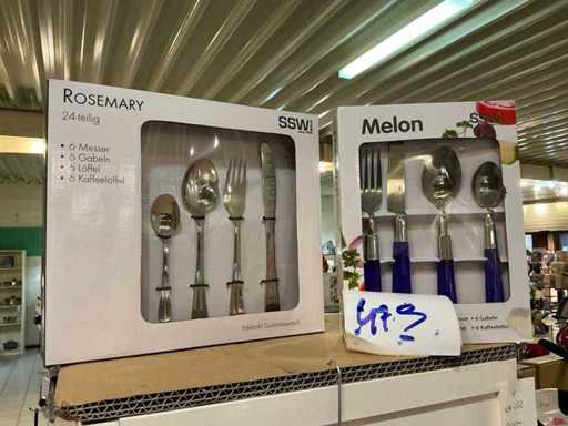 Professional knives + kitchen items