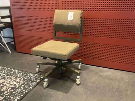 Lensvelt Tank chair Chaise de bureau