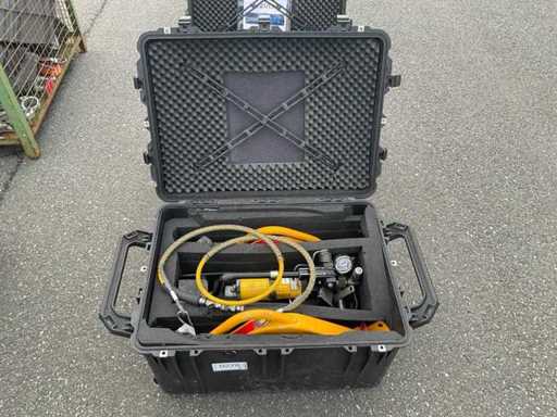 Conjunto de herramientas hidráulicas Enerpac P392FP para dirección de vista de la brida de torre