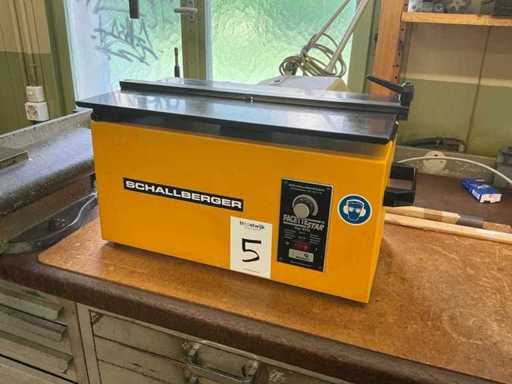 Macchina di finitura Schallberger EFG Edge per parti metalliche