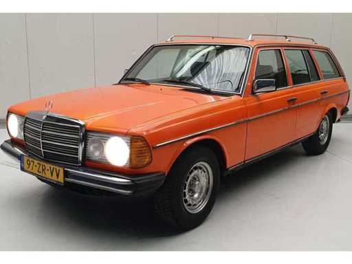 Mercedes-Benz - 250 (W123) Combi - 250 T - Personenauto