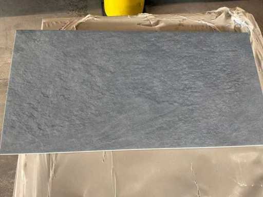 Lava Slate Floor Tile (60x30 cm, 57.6m2)