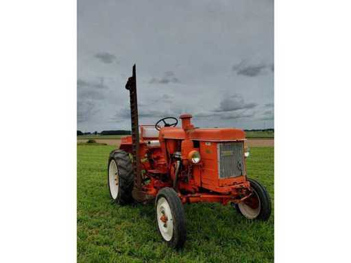 Renault Junior Vintage Tractor
