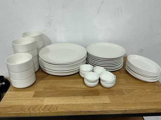 Batch of various tableware
