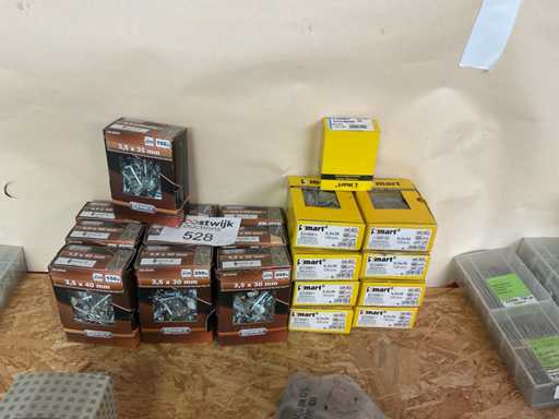 19 x boxes of storm nails; Plugs