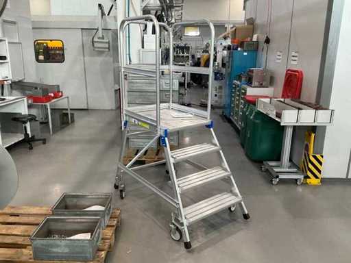 2018 ZARGES Z600 Podestleiter