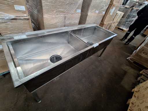   Double évier en acier inoxydable avec 2 drains et crédence