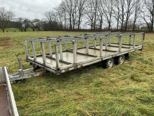 2005 Waroquier 3.27 Platform Trailer