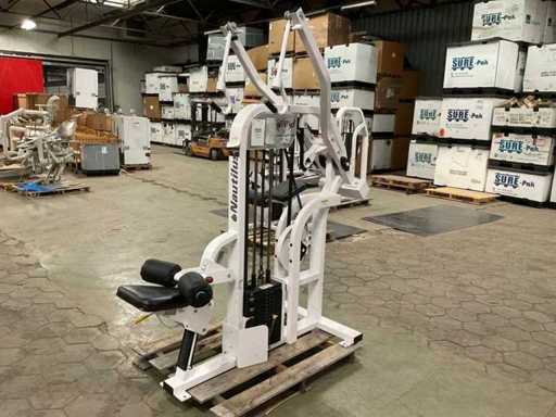 Pulldown du Nautilus Nitro Lat