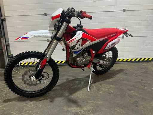 THUNDER Ultra 300 Four stroke Motorcycle