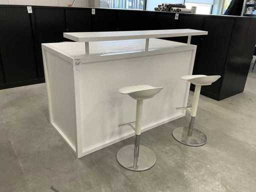 Kave Home Bartisch mit Hockern