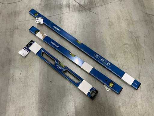 Hyundai Spirit Level (100x)