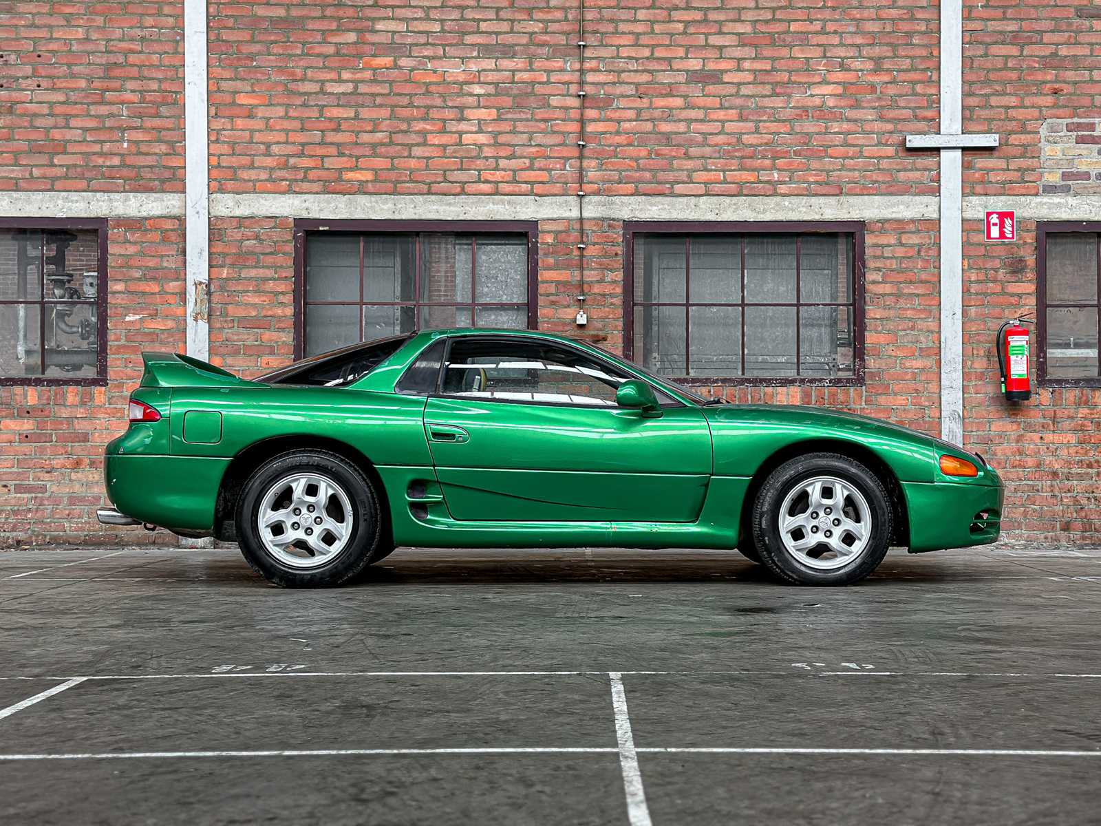 Mitsubishi 3000 GT V6 Twin Turbo 286pk 1998 (Handgeschakeld)