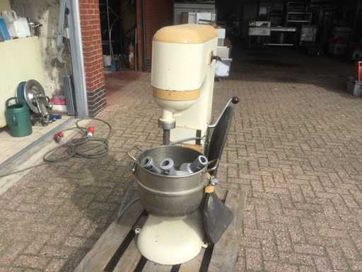 30 - Mischknetmaschine