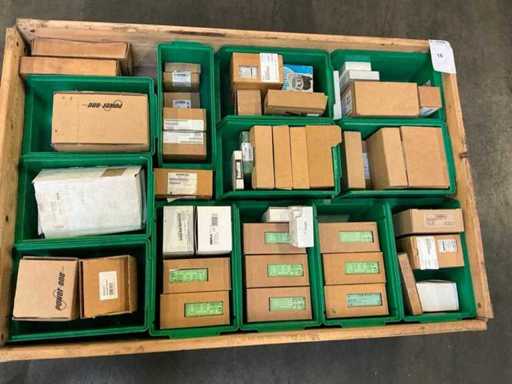 Batch of electrical parts