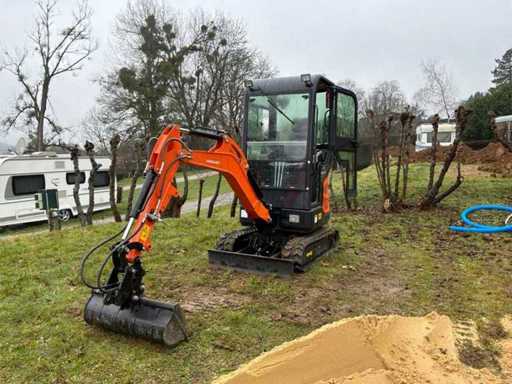 2025 Kubota Cougar XT-18U Rupsgraafmachine
