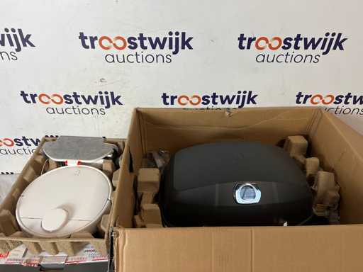 Napoleon TravelQ PRO 285 Gas-BBQ + Roboterstaubsauger