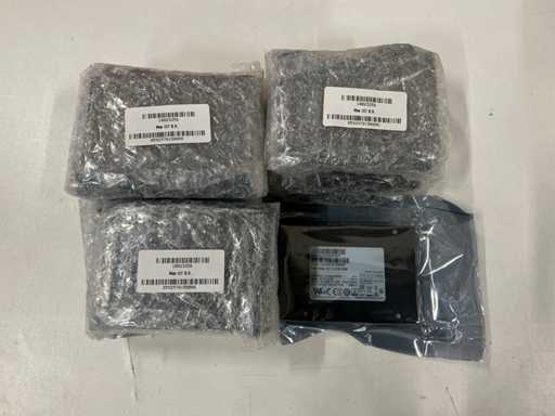 Samsung PM1725b 2,5" 3,2TB SSD MZWLL3T2HAJQ-00005 (10x)