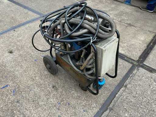 Intool international - Airetool - Hydraulische Pijptrekker / Tube Puller