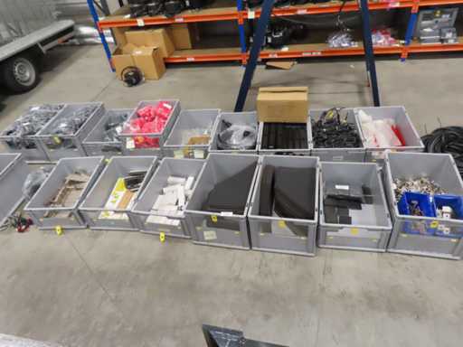 Partij onderdelen tbv mini loaders