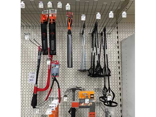 Verschiedene Werkzeuge und Zubehör (90x)