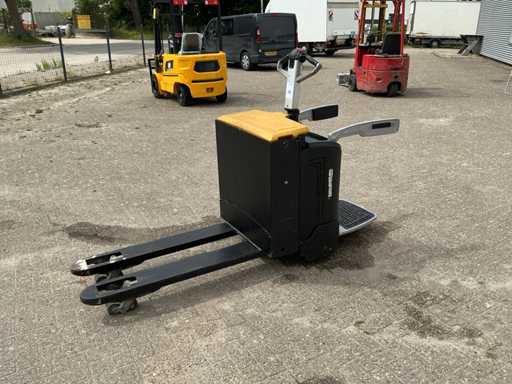 2008 Caterpillar NOV20N Electric Pallet Jack