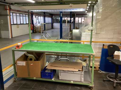 Workbench with light on wheels