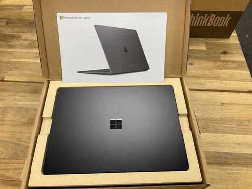 Microsoft Surface Laptop