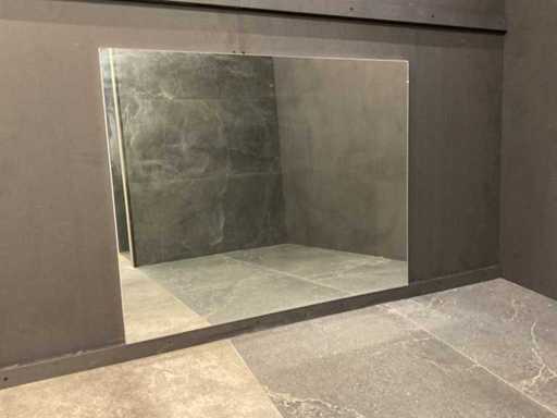 Oglindă 100 x 80 cm