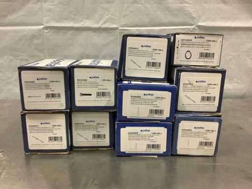 Vari materiali da costruzione Cofan (3150x)