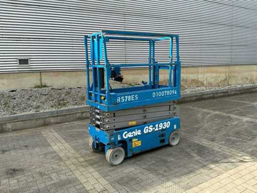 Platforma powietrzna Genie GS-1930 z 2014 roku