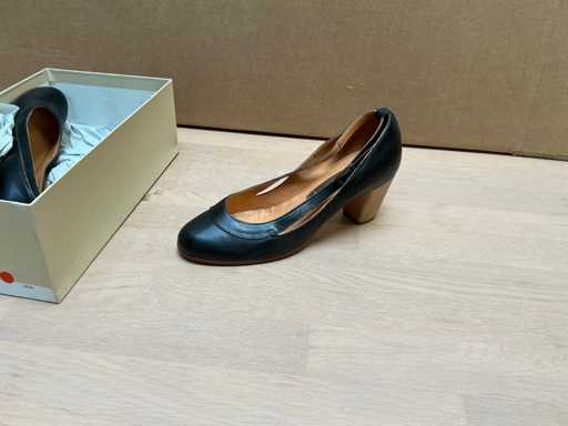 Dames design pumps 36