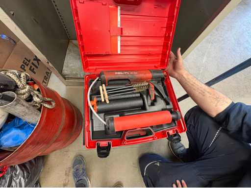 Hilti Injection System Set – MD 2000 / MD 2500 with HIT Cartridges & Accessories