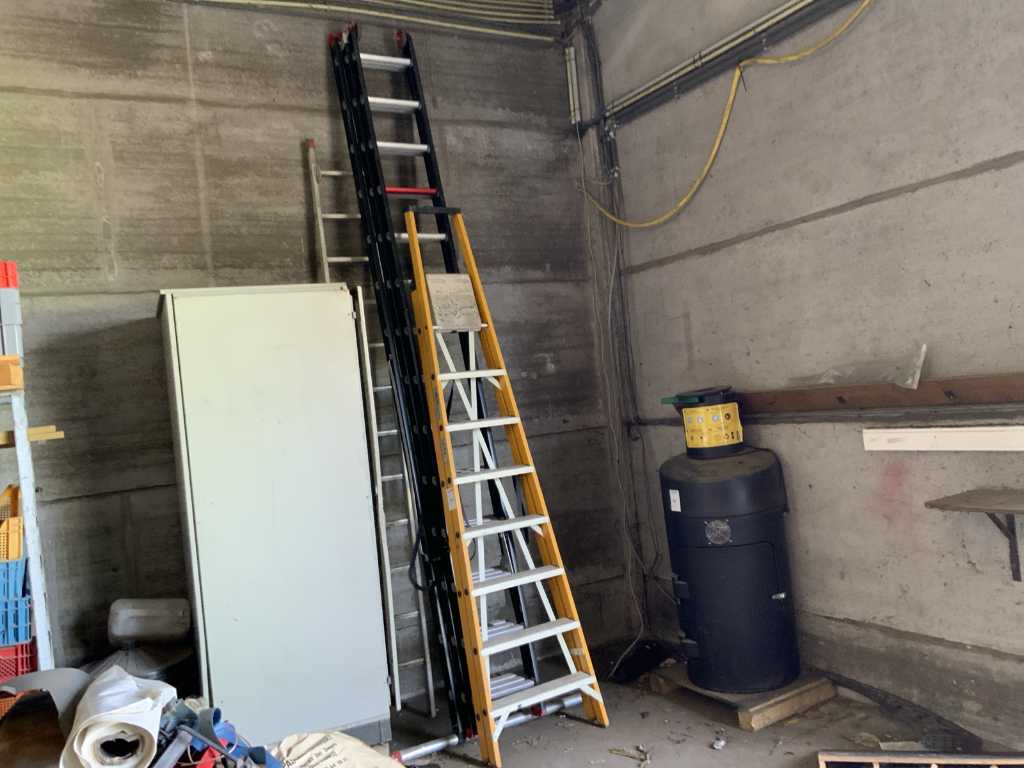 ladders (2x)