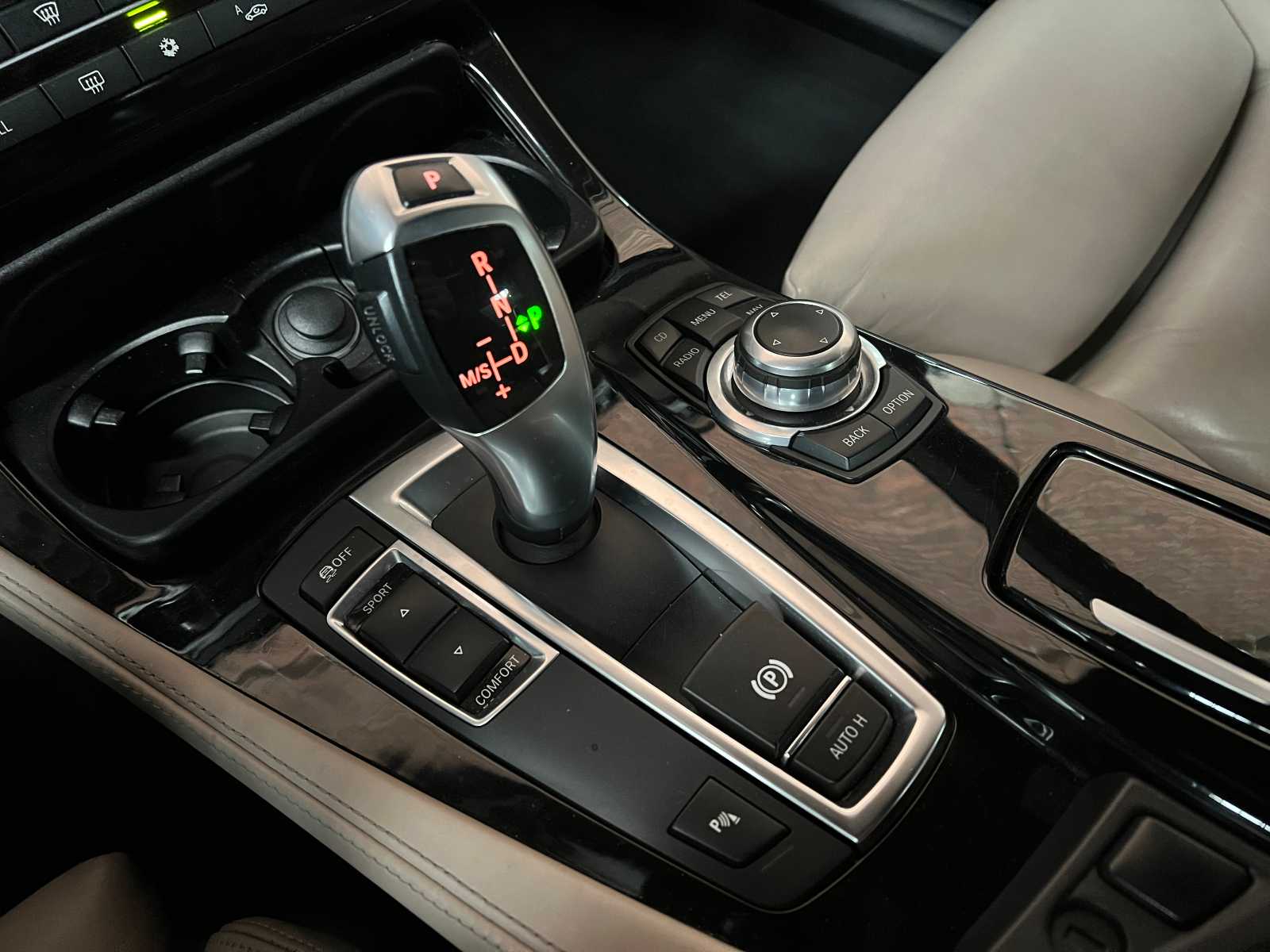 Alpina B5 F10 4.4 V8 BiTurbo 507pk 2010