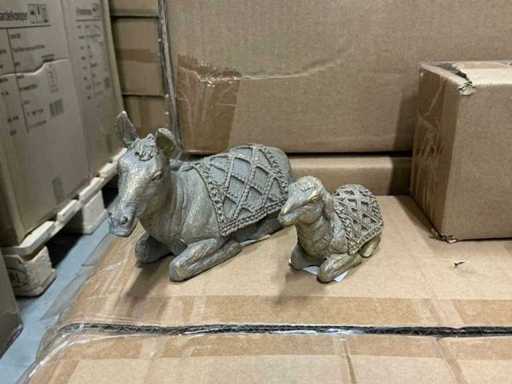 Partij decoratieve paarden&schapen beeldjes (223x)