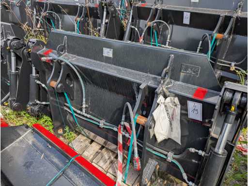 L&K LAND- UND KRAFTFAHRZEUGTECHNIK GMBH - GS V80 - Shovels