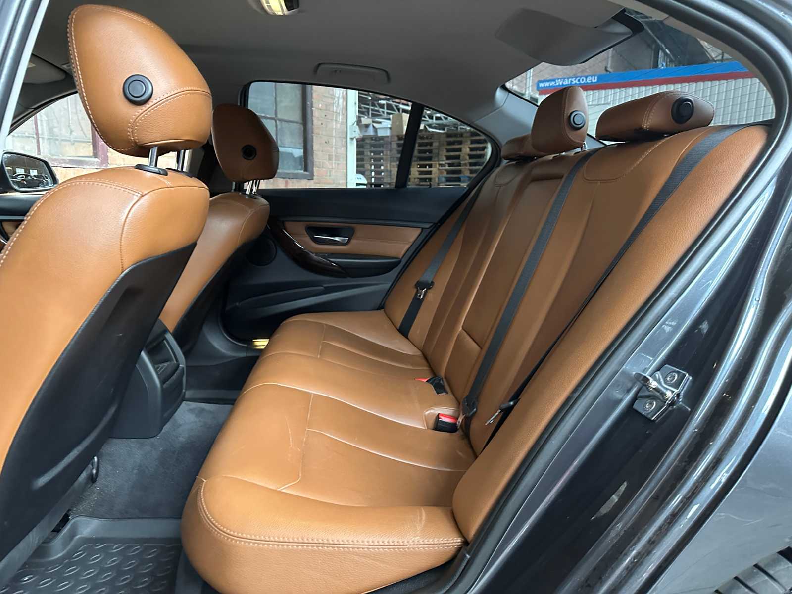 BMW 320i High Executive 184pk 2012 3-serie, 75-XGB-4