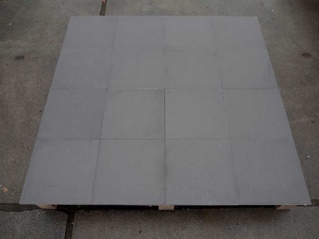 Natural stone tiles 33.5m²