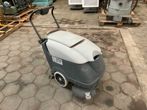 Nilfisk BA410 Schrobzuigmachine